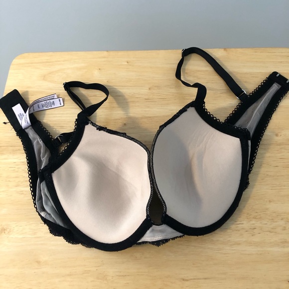 Victoria’s Secret Dream Angels push-up Bra - Picture 4 of 5